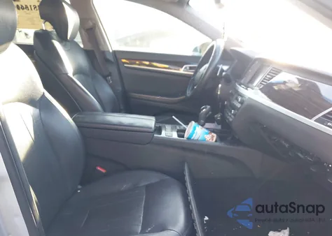 2015 Hyundai Genesis 3.8 from USA, damaged, VIN KMHGN4JE3FU013758